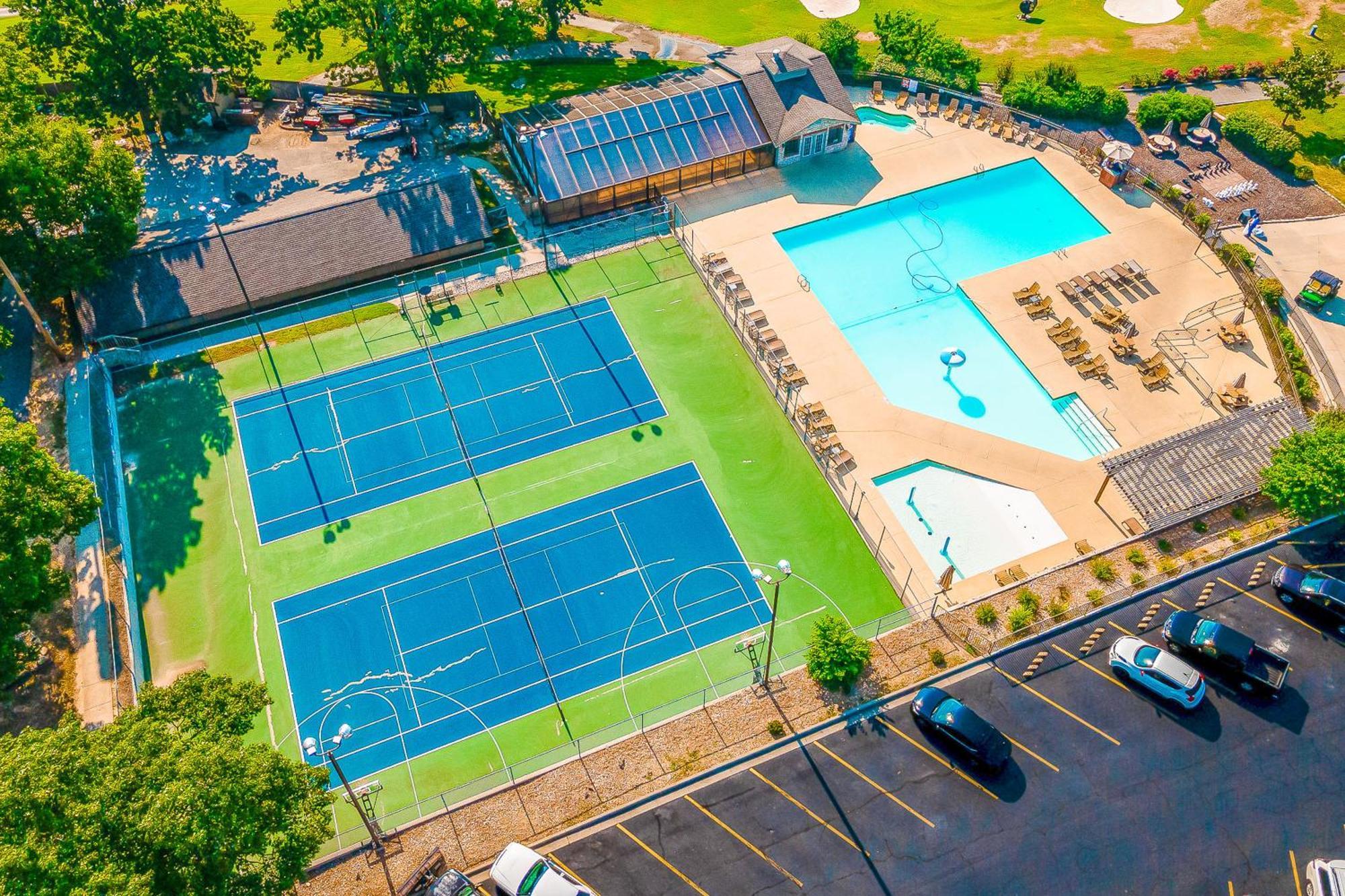 Lofty Retreat & Paradise Pointe Branson Bagian luar foto