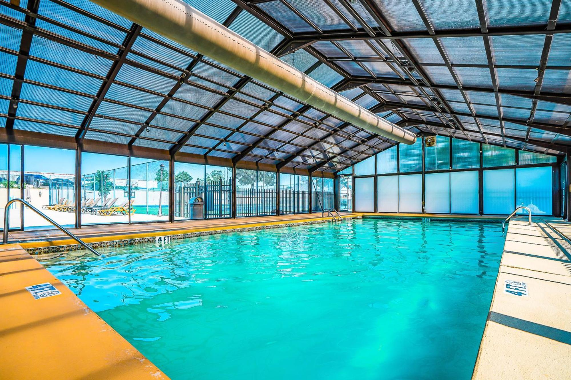 Lofty Retreat & Paradise Pointe Branson Ruang foto